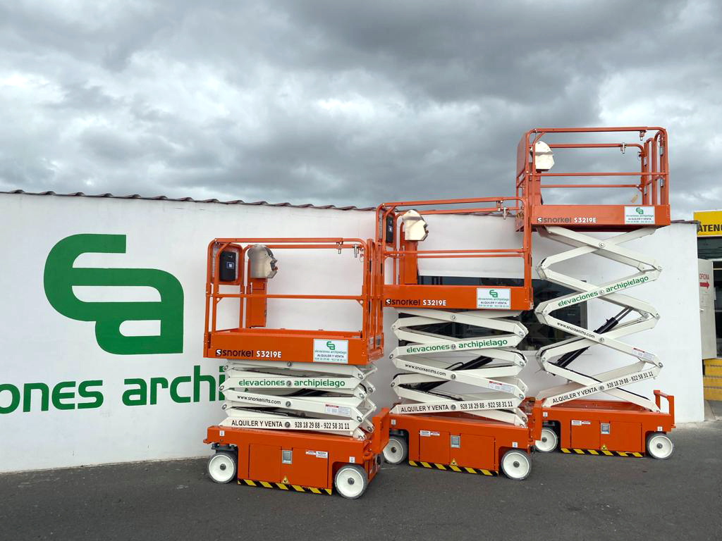 Three Snorkel S3219E Electric Scissor Lifts in the Canary Islands