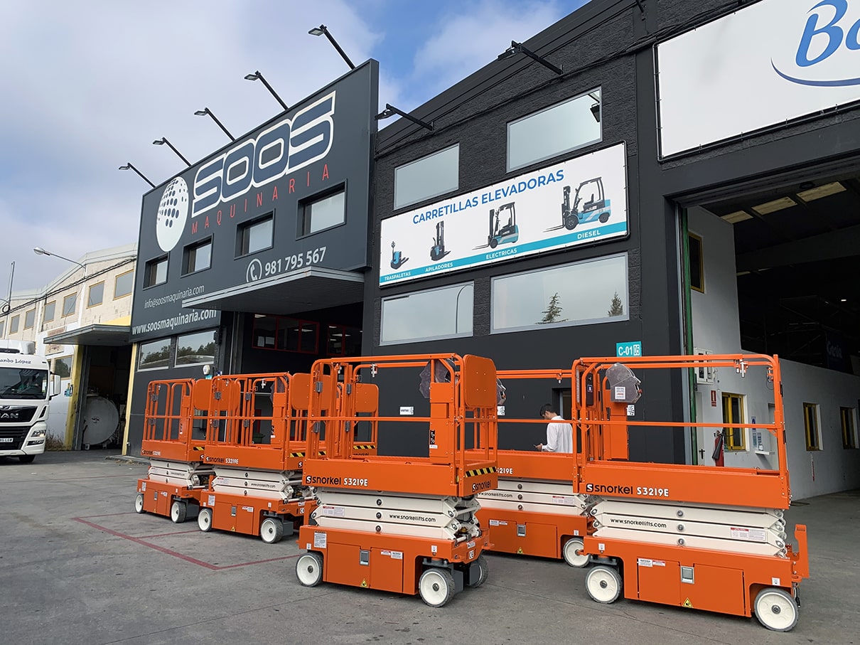 Snorkel S3219E scissor lifts delivered to SOOS Maquinaria